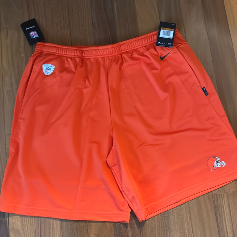 Mens nike nfl cleveland browns shorts nwt xxl
